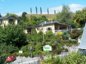  Waitomo Caves Guest Lodge  Уэйтомо